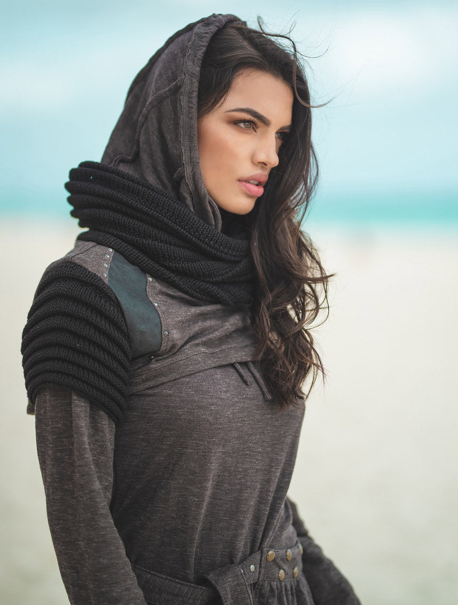 Armadillo Crop Sweater - Psylo Fashion