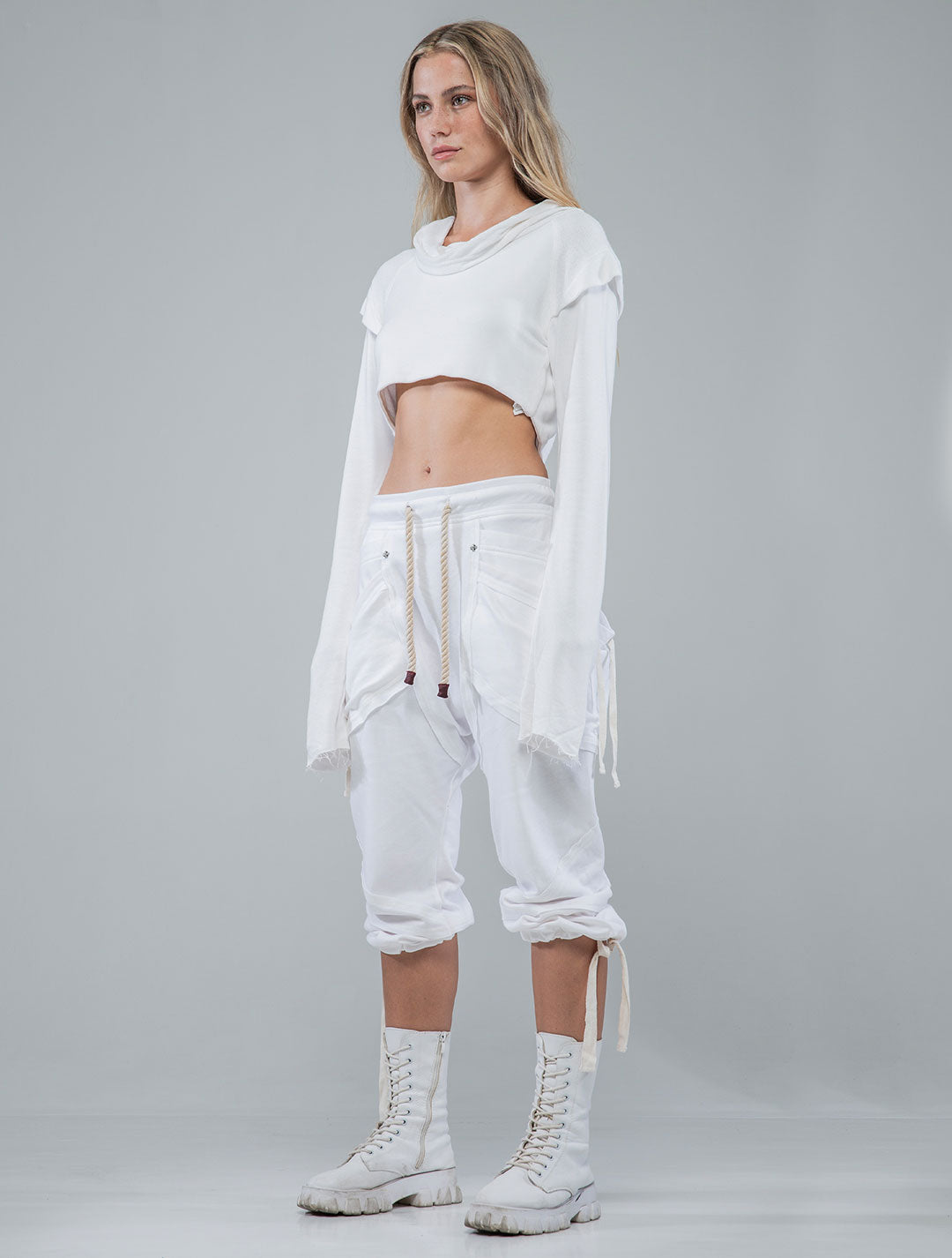 Dystopia 3/4 Pants