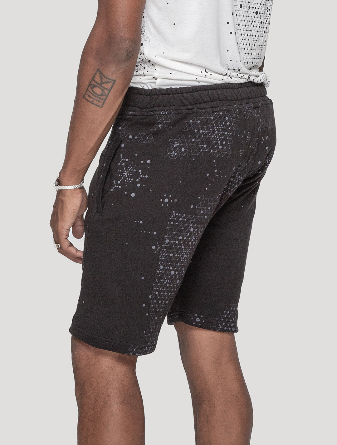'Holo' Printed 100% Cotton 3/4 Shorts | Streetwear by Psylo Fashion
