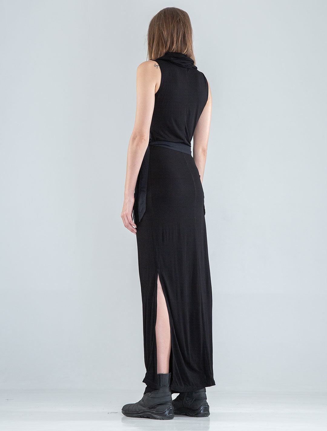 Black 'Sorcerer' Hooded Maxi Dress - Psylo Fashion