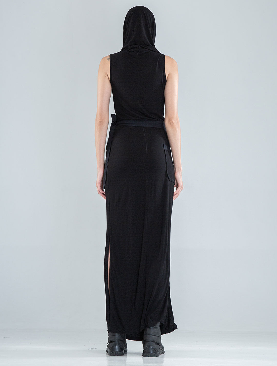 Black 'Sorcerer' Hooded Maxi Dress - Psylo Fashion