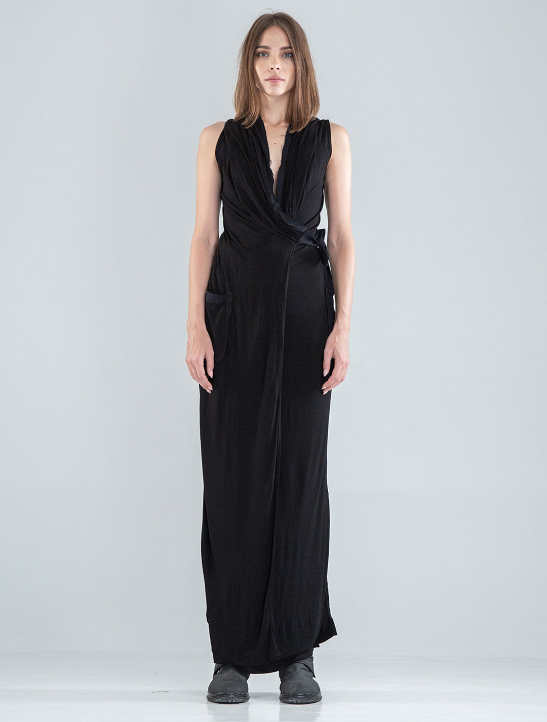 Black 'Sorcerer' Hooded Maxi Dress - Psylo Fashion