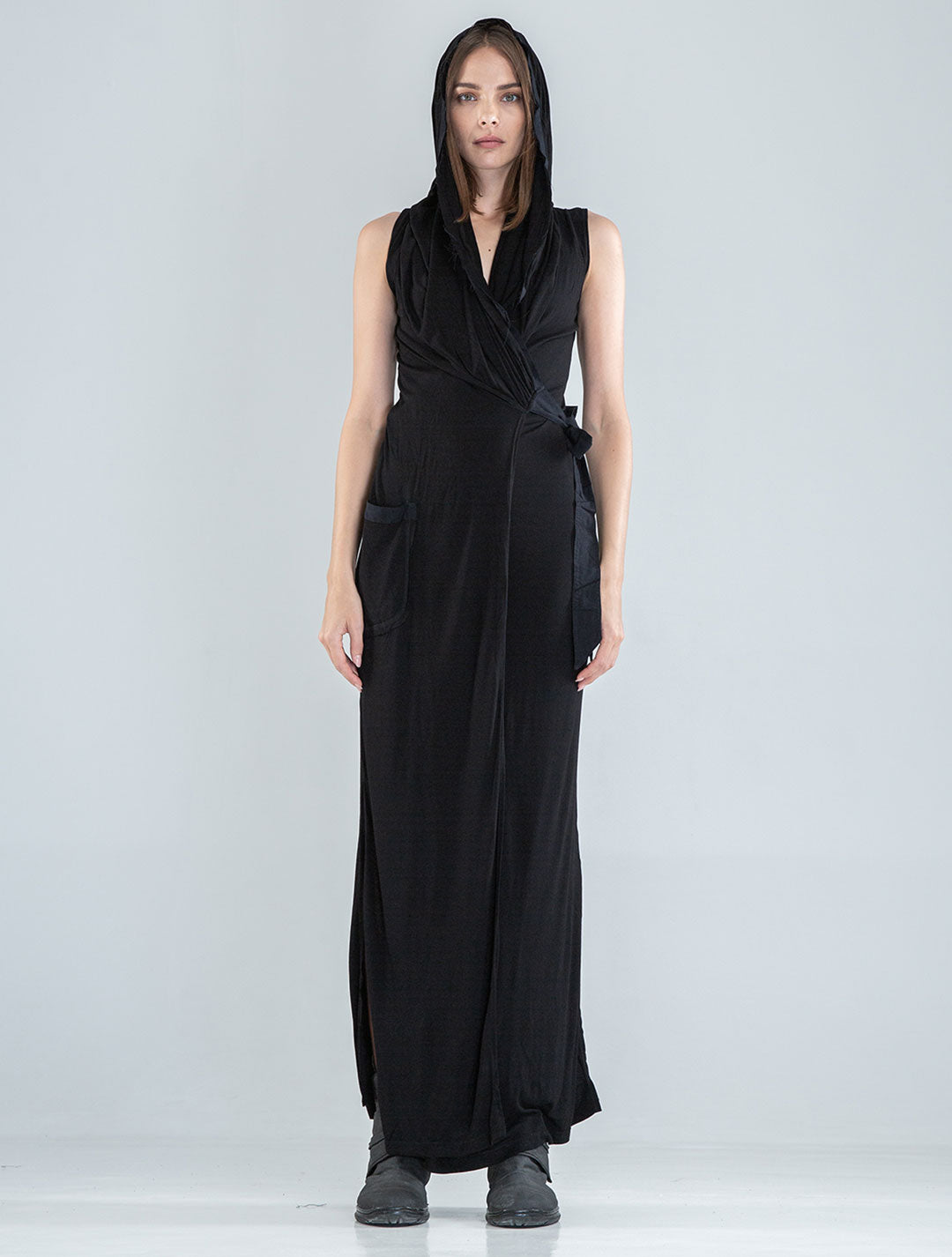 Black 'Sorcerer' Hooded Maxi Dress - Psylo Fashion