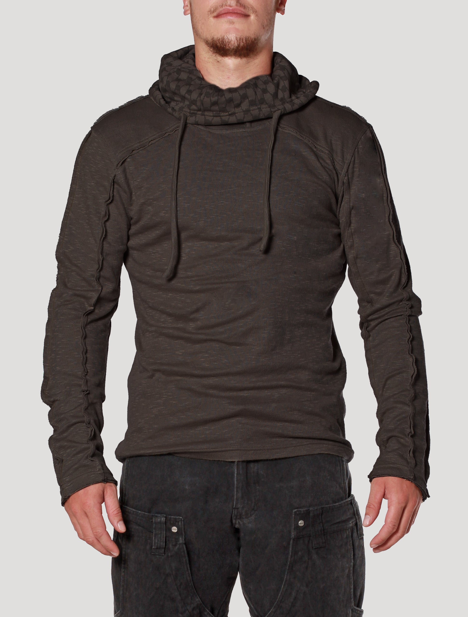 Kafiya Hooded Jumper - Psylo Fashion