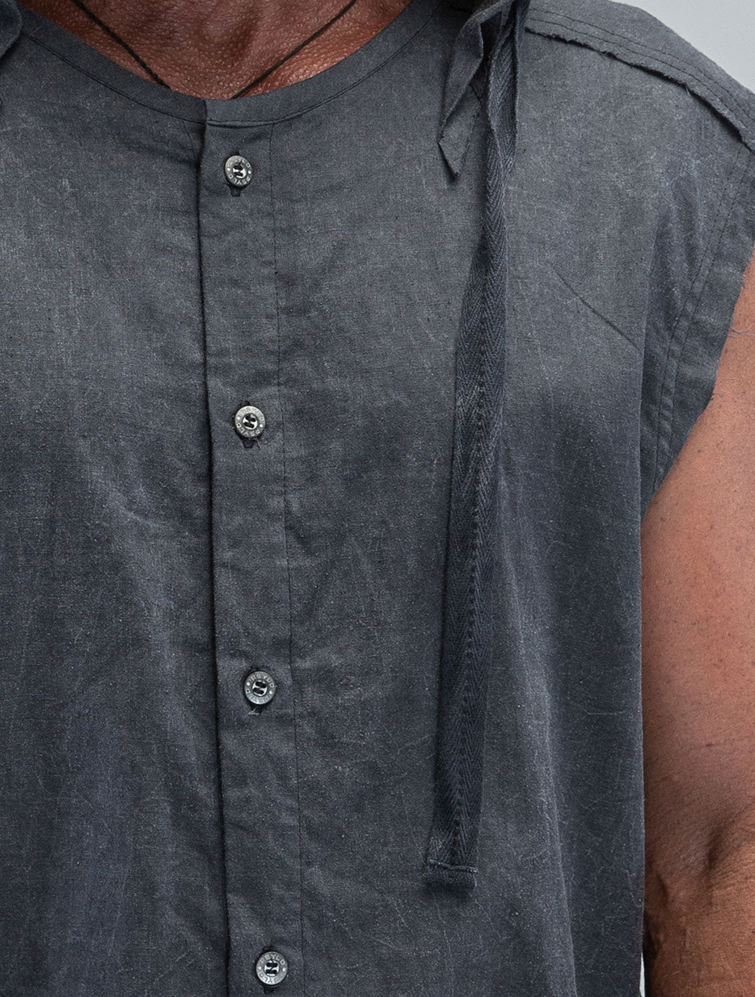 'Lynx' Hooded Sleeveless Buttoned Shirt - Psylo Fashion