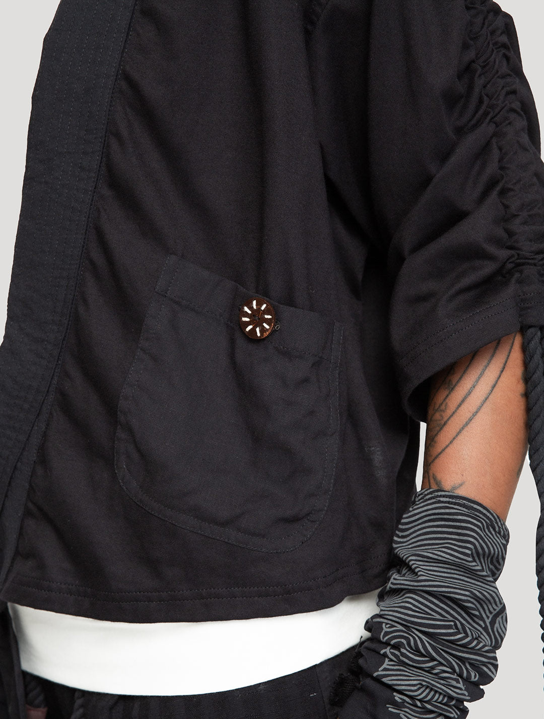 Black Organic Cotton & Linen 'Medusa' Kimono - Psylo Fashion