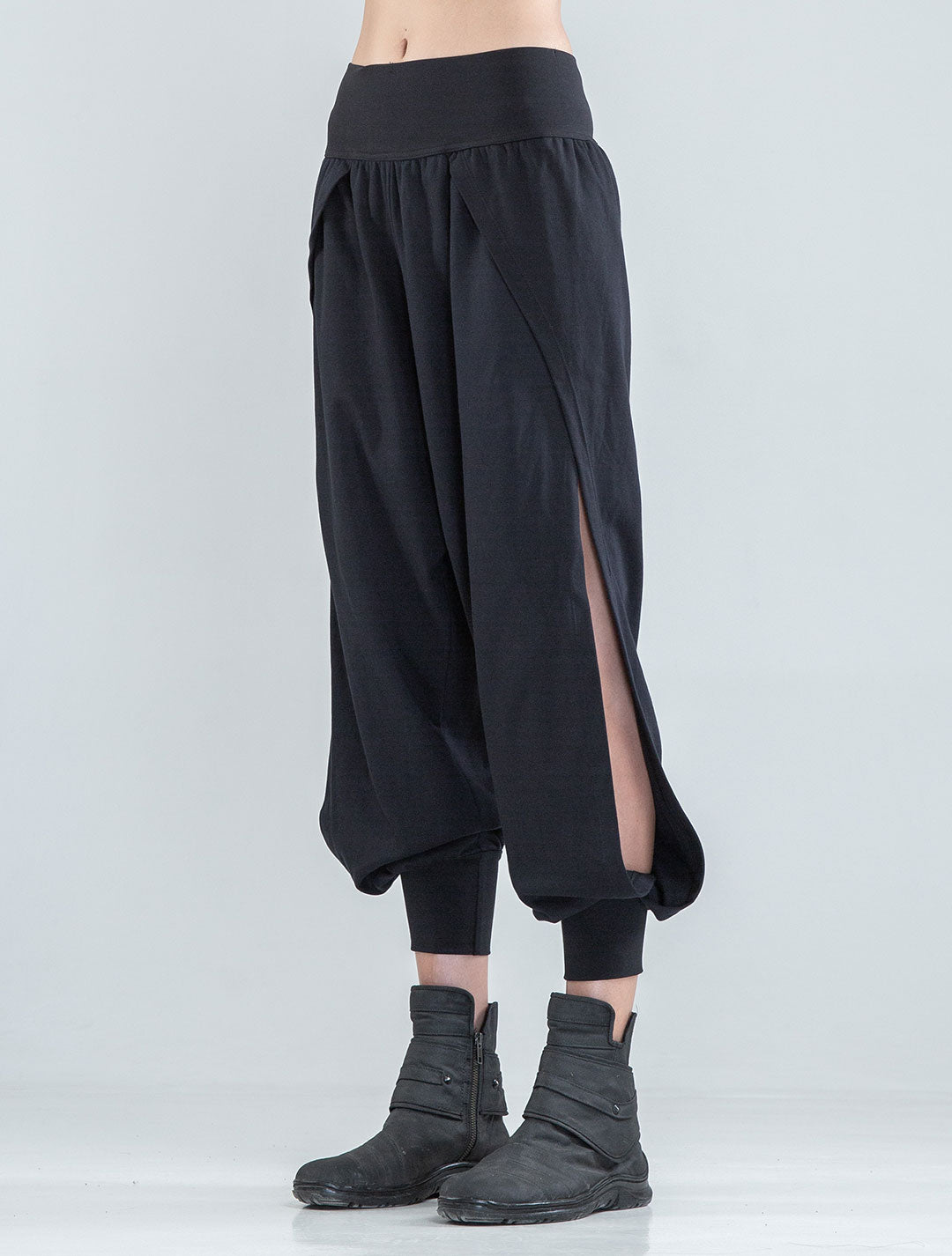 Rafflesia Harem Pants - Psylo Fashion