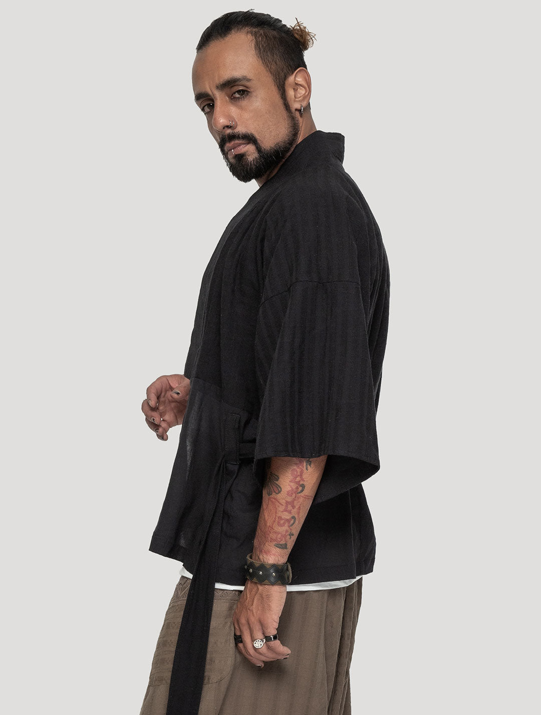 Black 'Taiji' Striped, Cropped & Belted Linen Kimono - Psylo Fashion