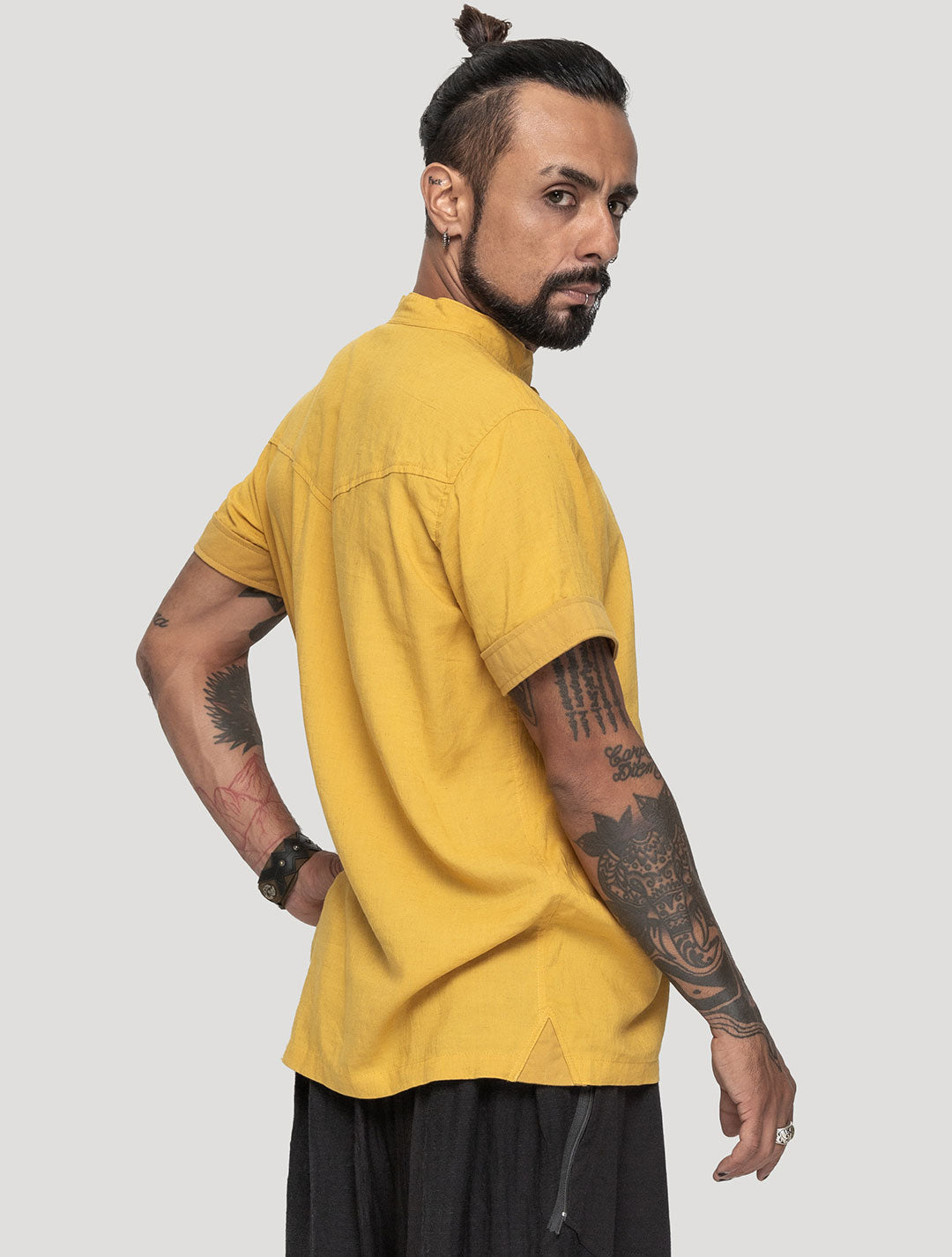 Saffron 'Taiji' Short Sleeves Shirt - Psylo Fashion