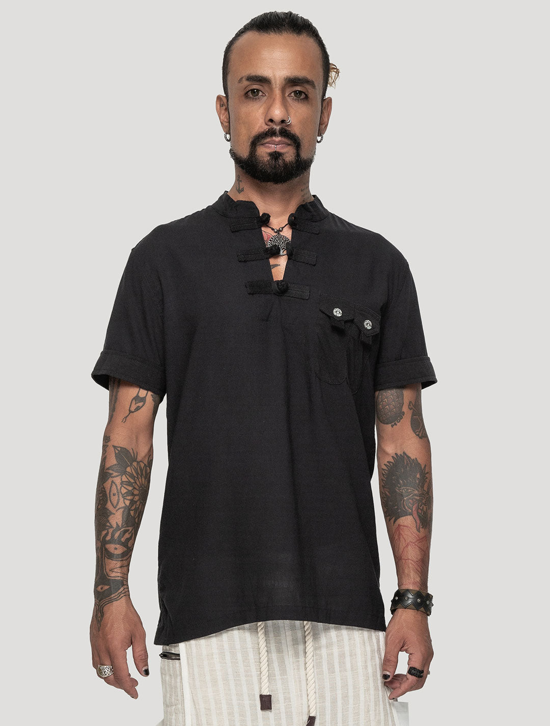 Black 'Taiji' Short Sleeves Shirt - Psylo Fashion