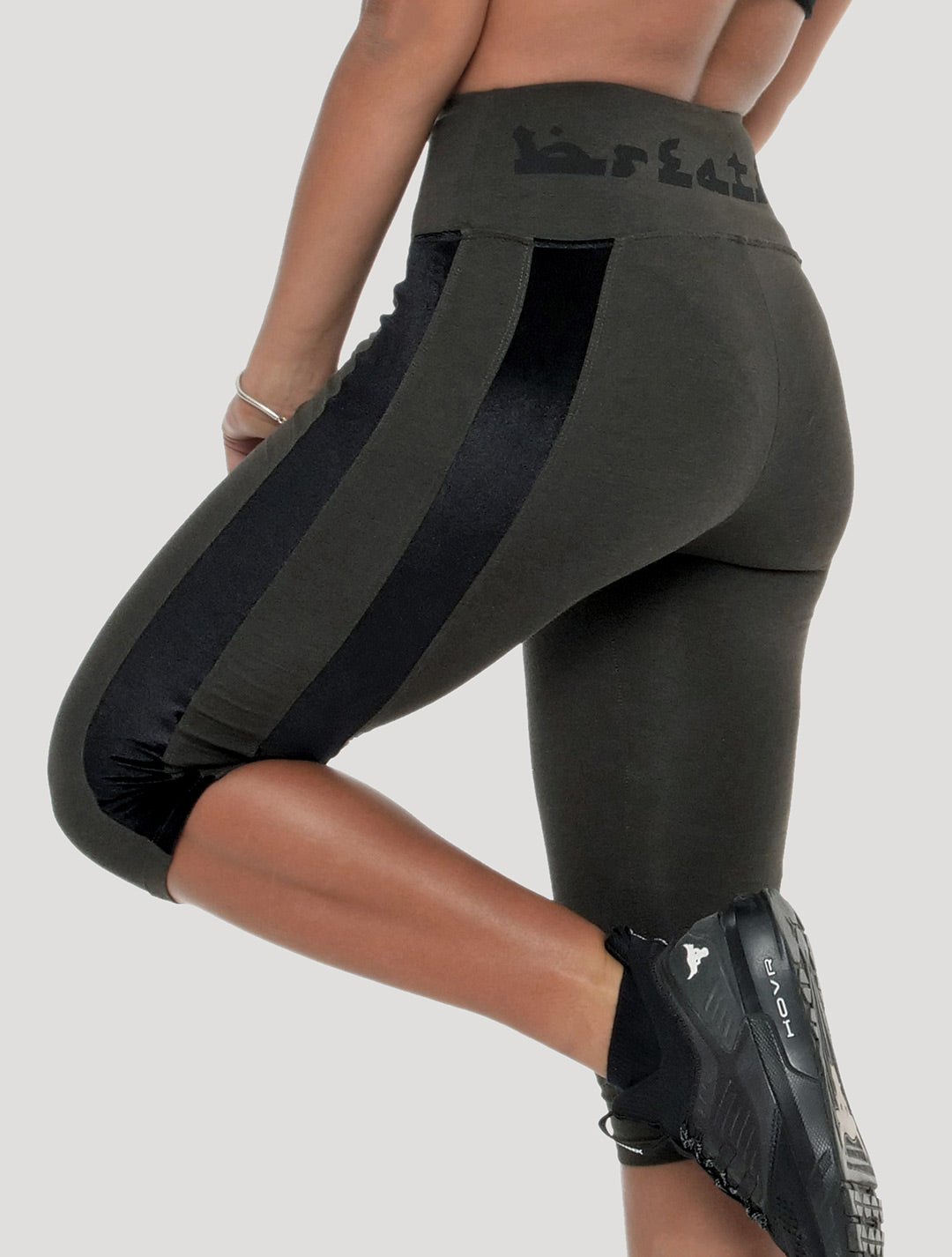 Bolt 3/4 Leggings - Psylo Fashion