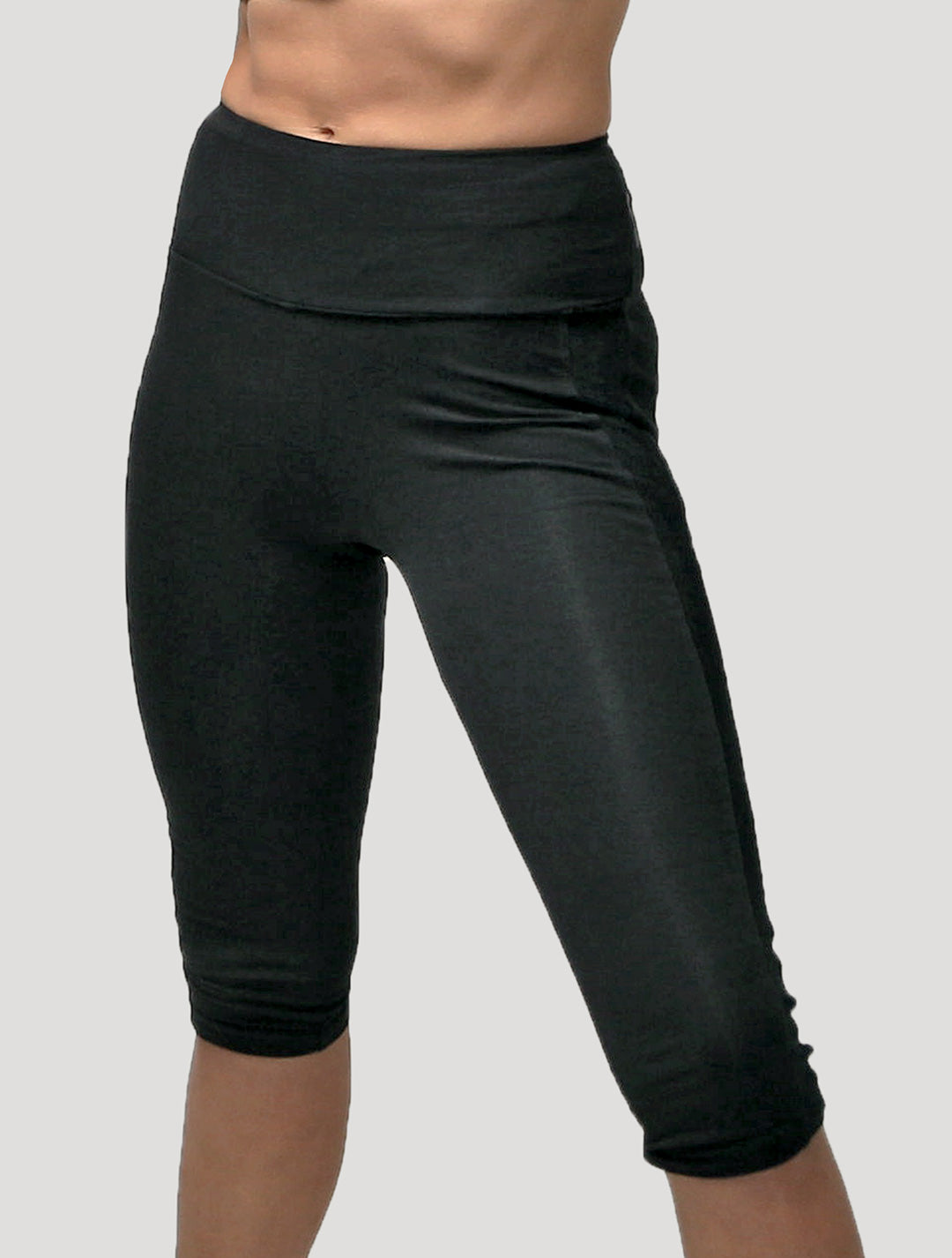 Bolt 3/4 Leggings - Psylo Fashion