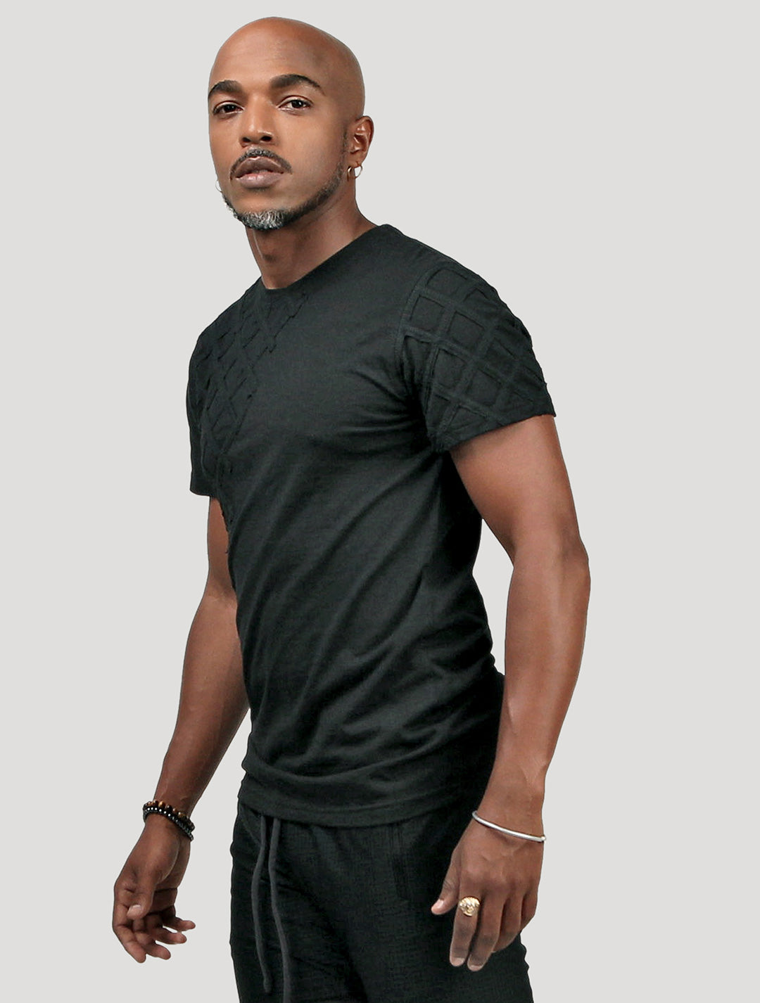 Gauda Short Sleeves Tee - Psylo Fashion