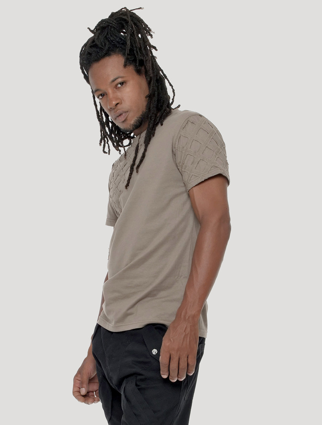 Gauda Short Sleeves Tee - Psylo Fashion