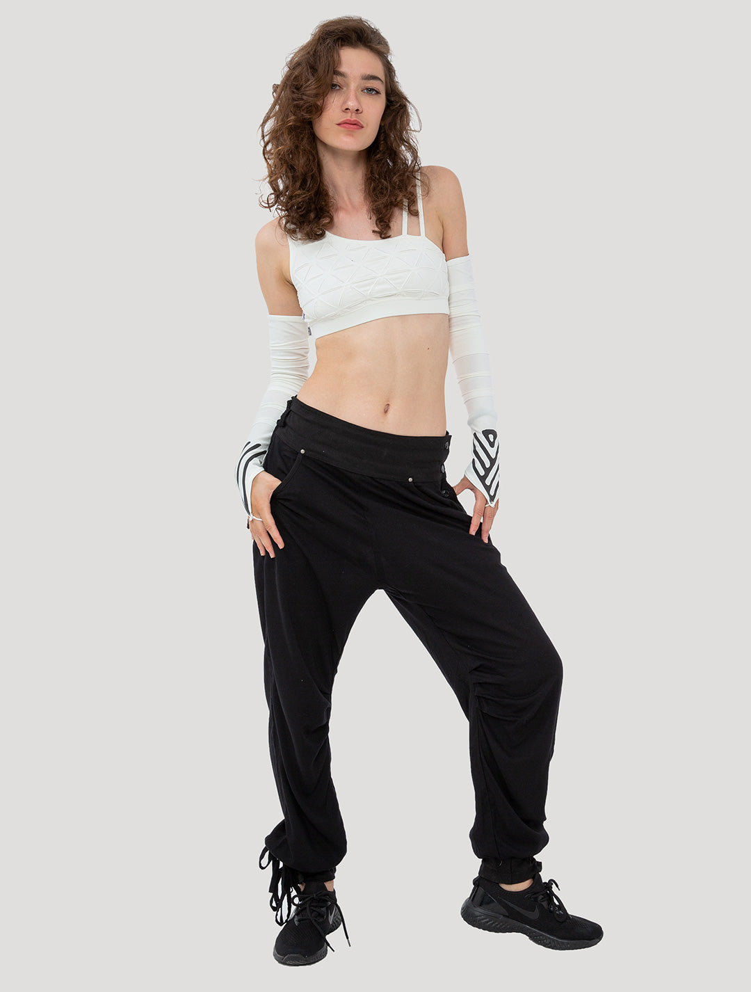 Black 'Idonea' Pants - Psylo Fashion