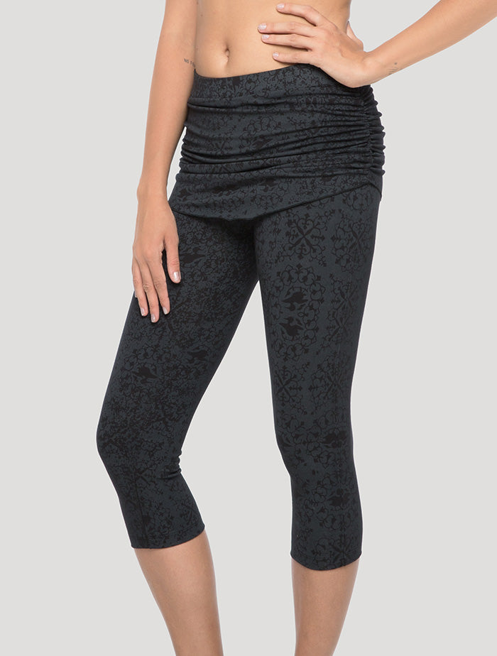 Isis The Goddess Skirted 3/4 Leggings - Psylo Fashion