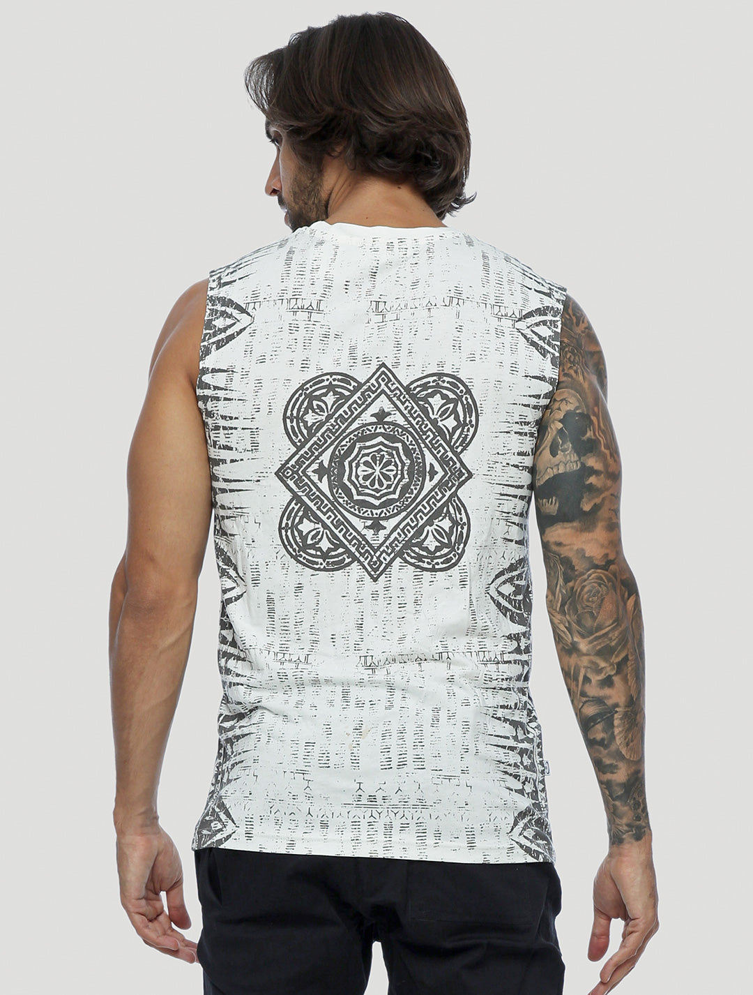 Jaya Sleeveless Tee - Psylo Fashion