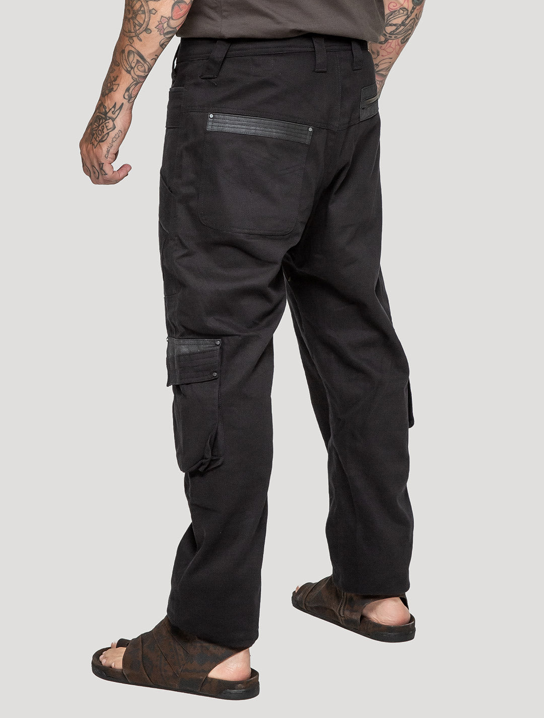 "Ornament Rmx" Black Cargo Pants - Psylo Fashion