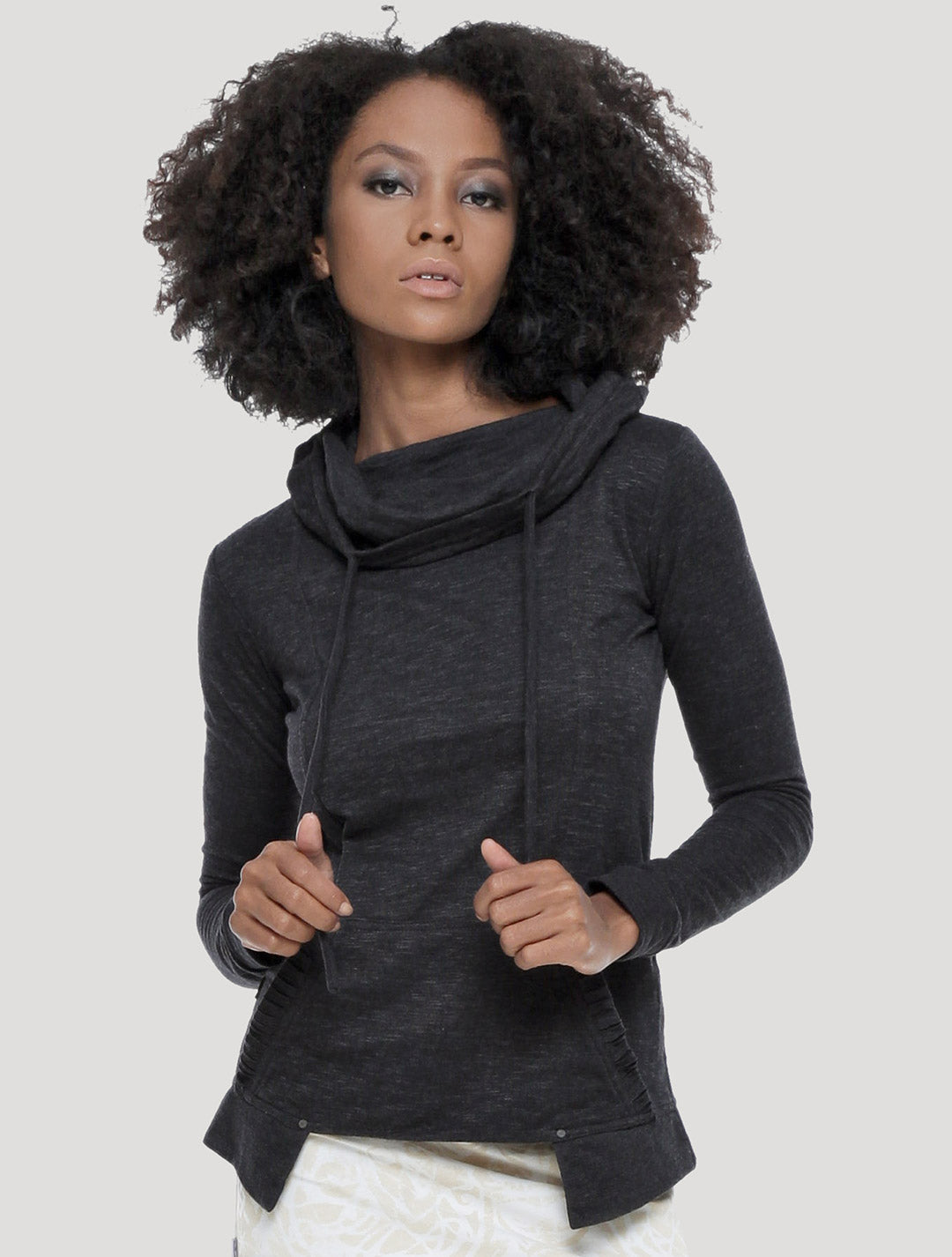 Black Samu Turtle Neck Sweater - Psylo Fashion