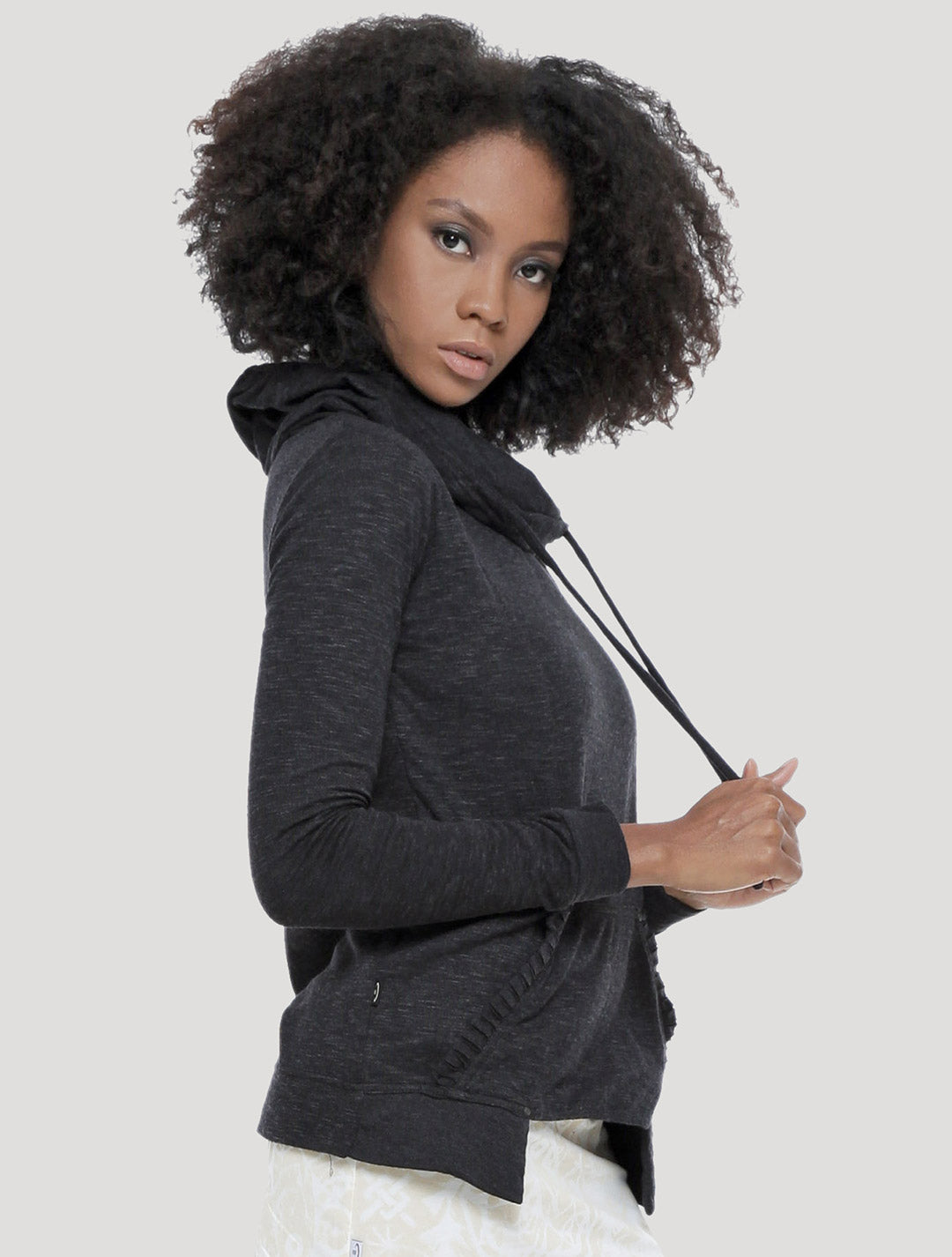 Black Samu Turtle Neck Sweater - Psylo Fashion