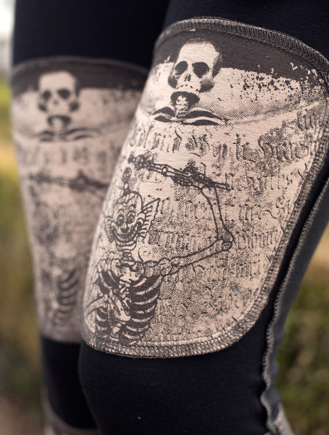 Tibetan Skulls Long Leggings - Psylo Fashion