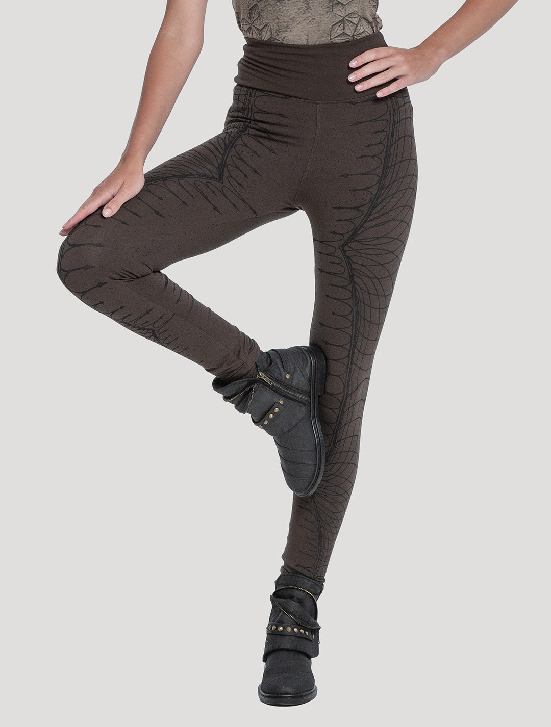 green olive 'Vortex' High-Waist Leggings by Psylo Fashion