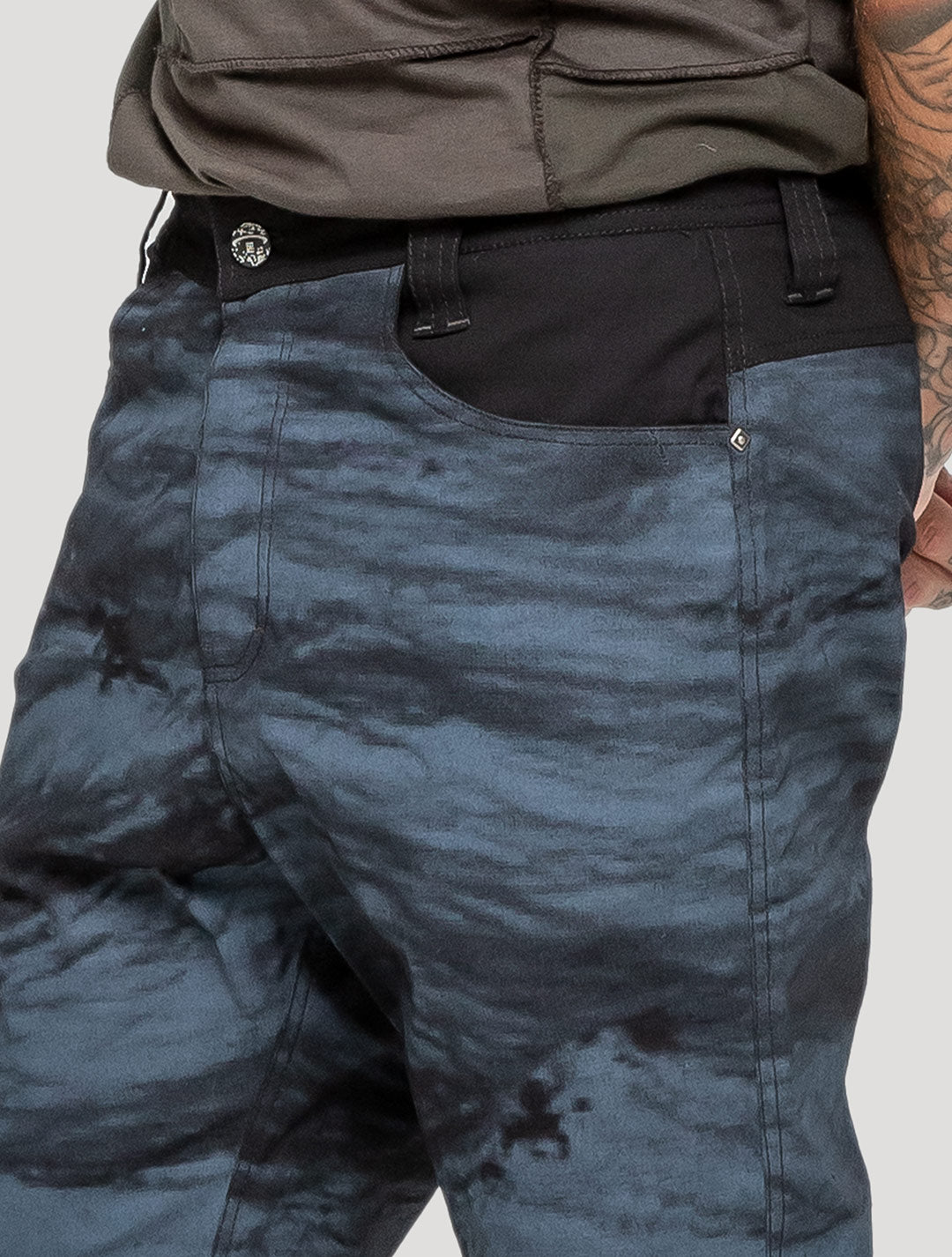 Wave Shorts - Psylo Fashion