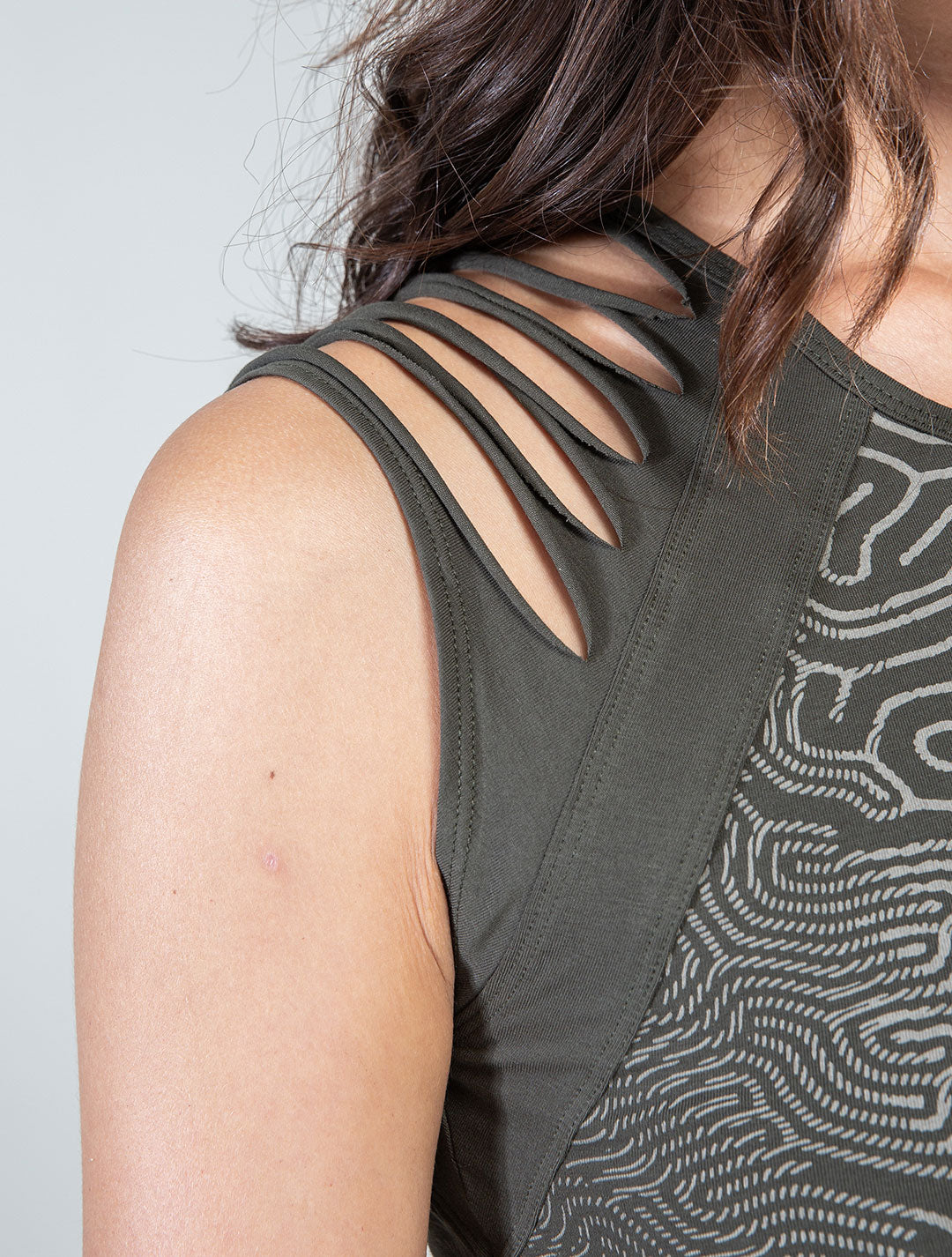 Aya Sleeveless Top