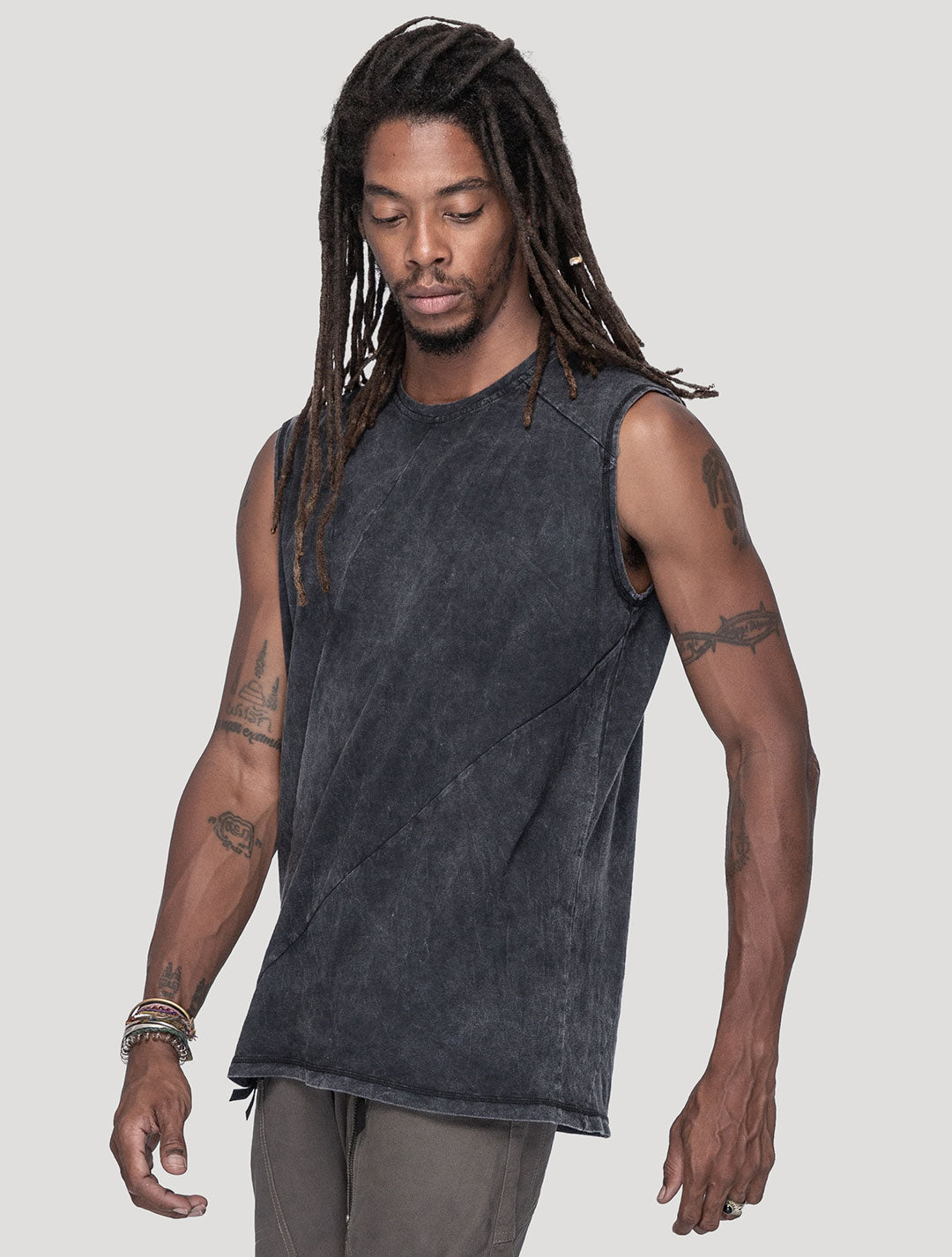 'Fastback' 100% Organic Cotton Sleeveless Tee - Psylo Fashion