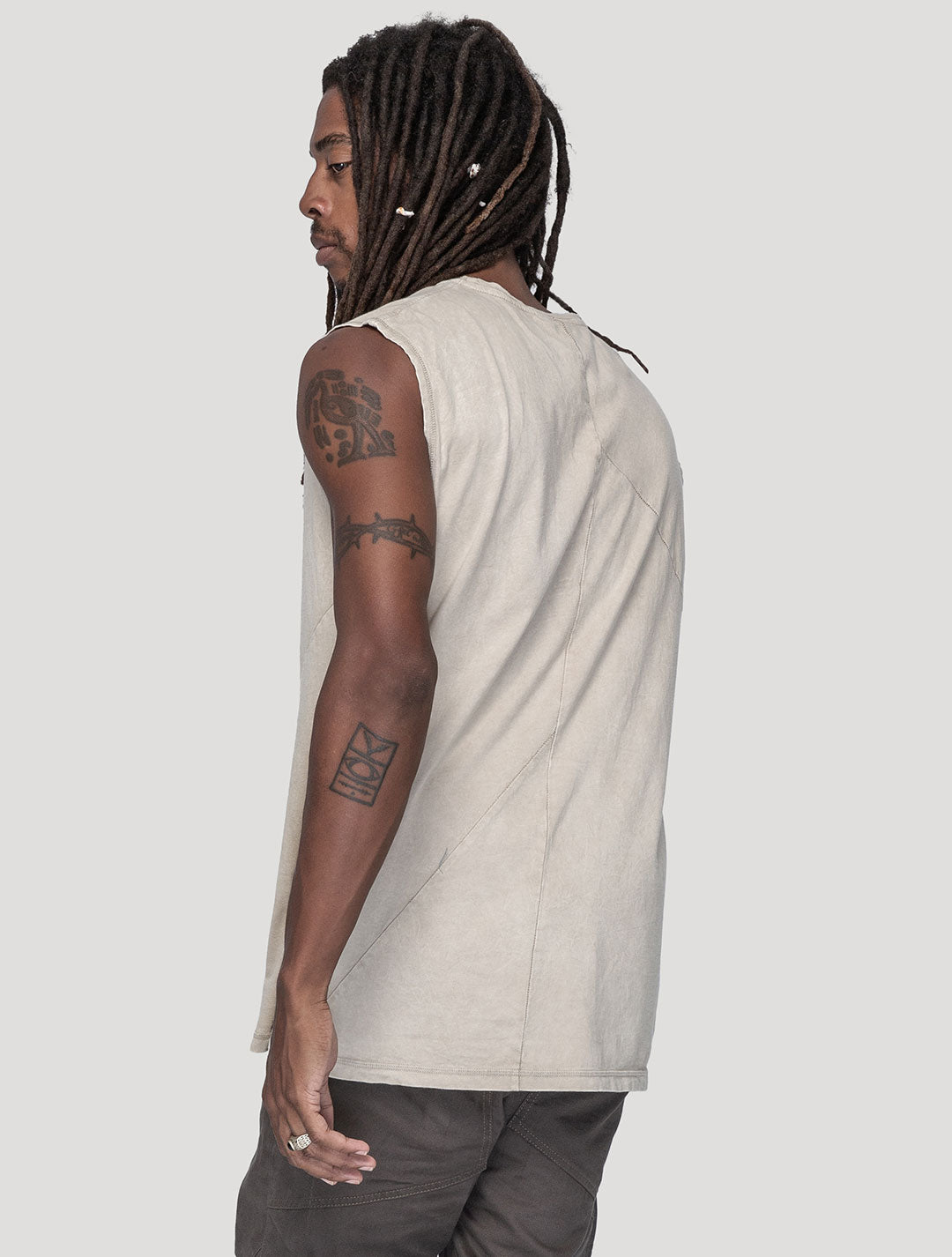 'Fastback' 100% Organic Cotton Sleeveless Tee - Psylo Fashion