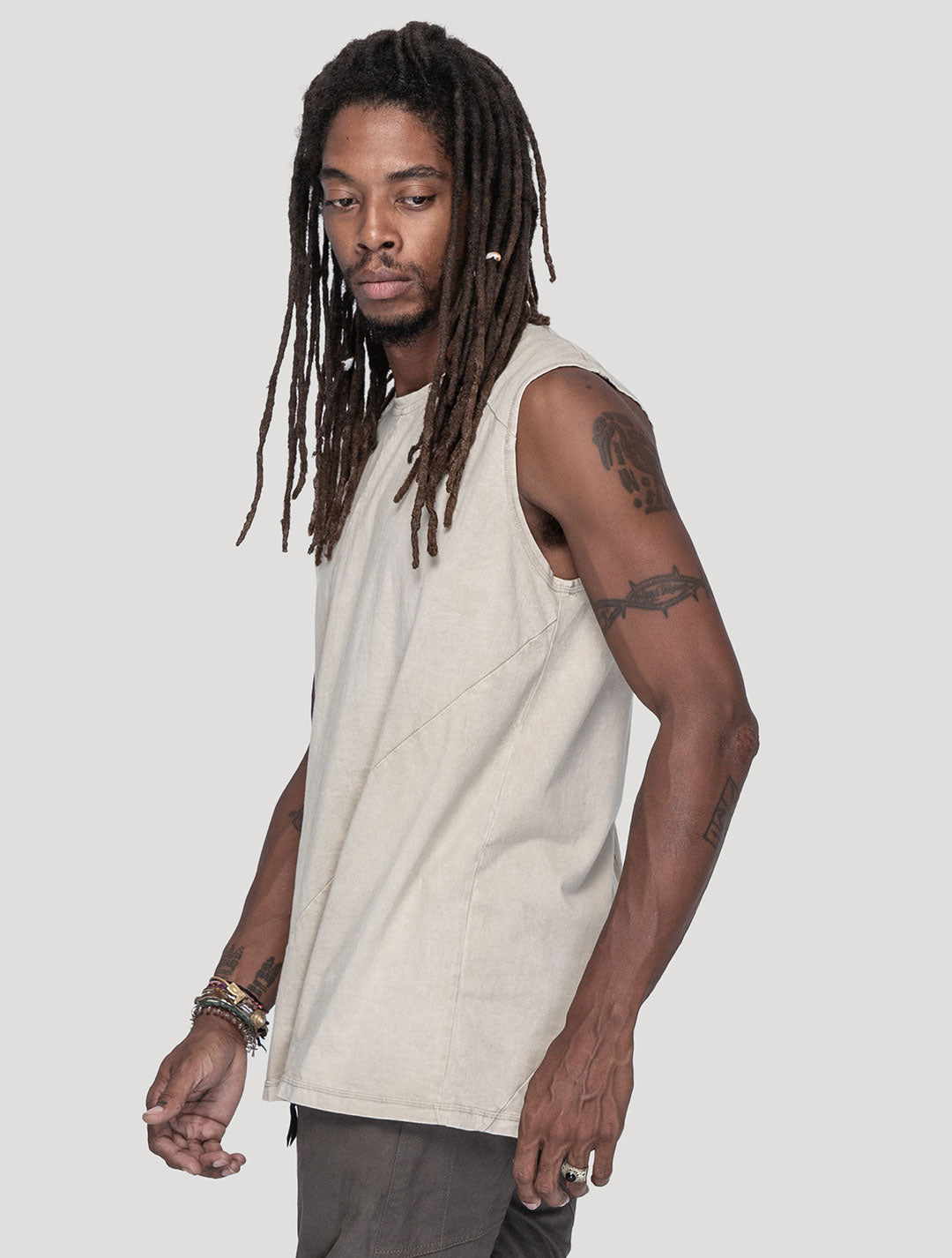 'Fastback' 100% Organic Cotton Sleeveless Tee - Psylo Fashion