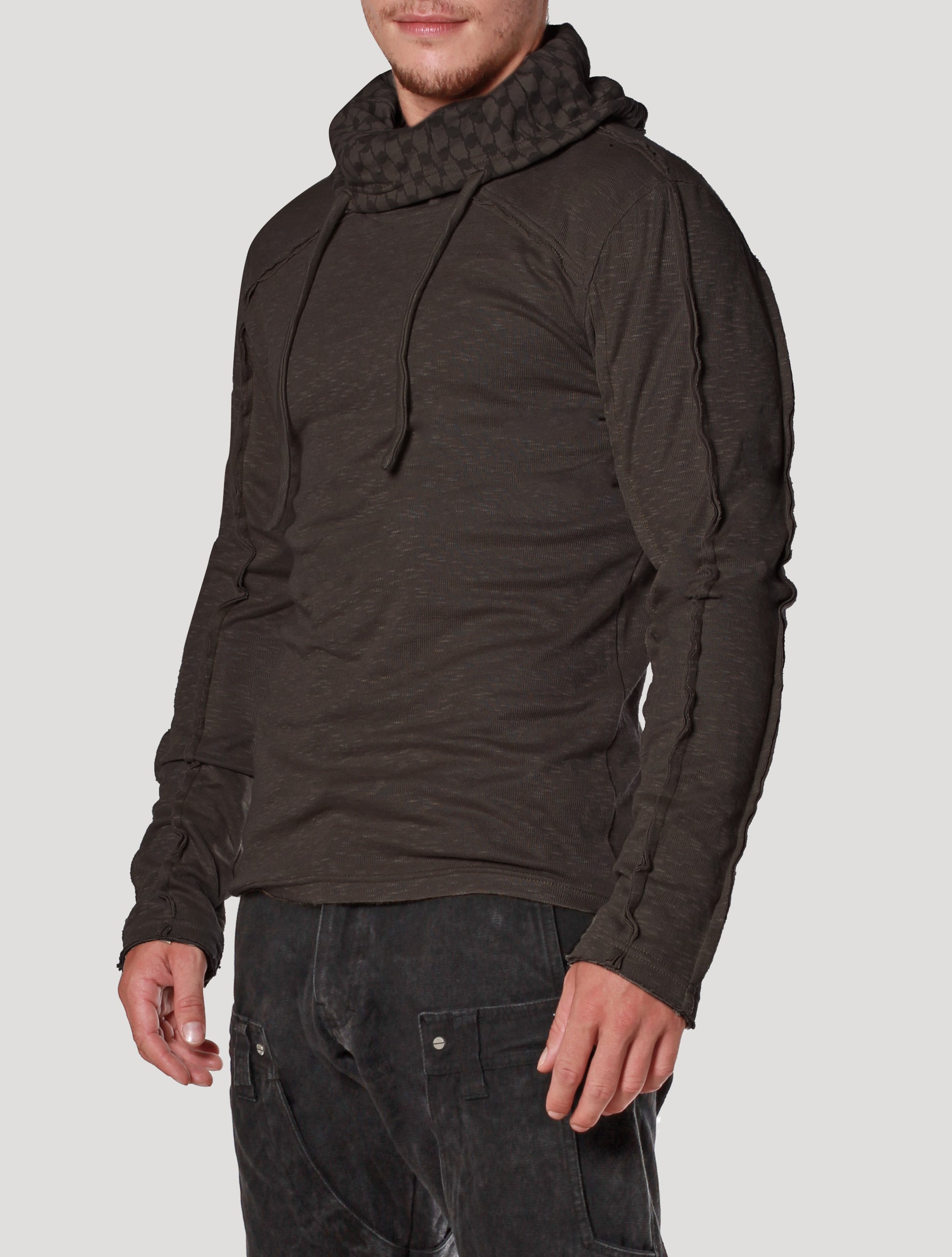 Kafiya Hooded Jumper - Psylo Fashion