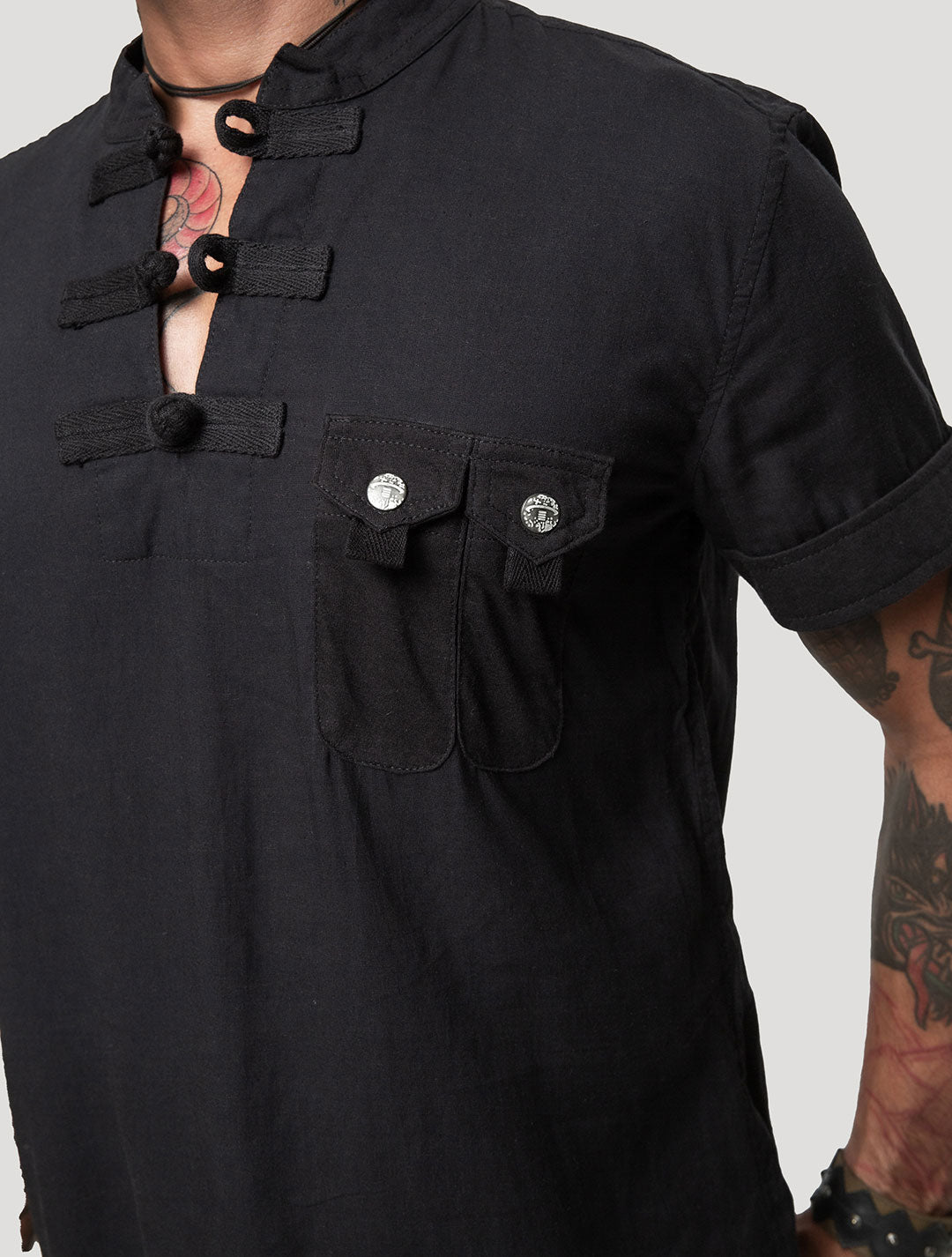 Black 'Taiji' Short Sleeves Shirt - Psylo Fashion