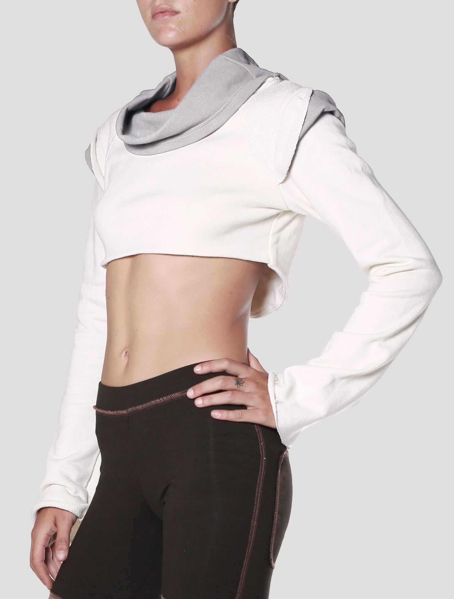 XB Rmx Crop Sweater