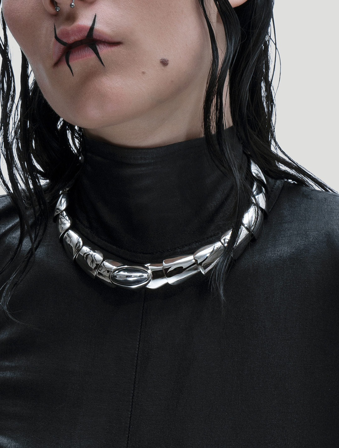 Armadillo Tech Choker by Costume Therapy - Psylo