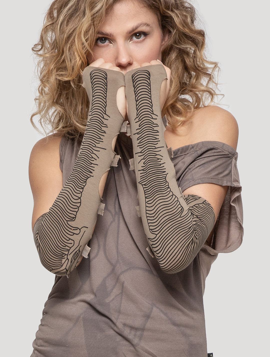 'Elephant' Organic Cotton Lycra Long Gloves