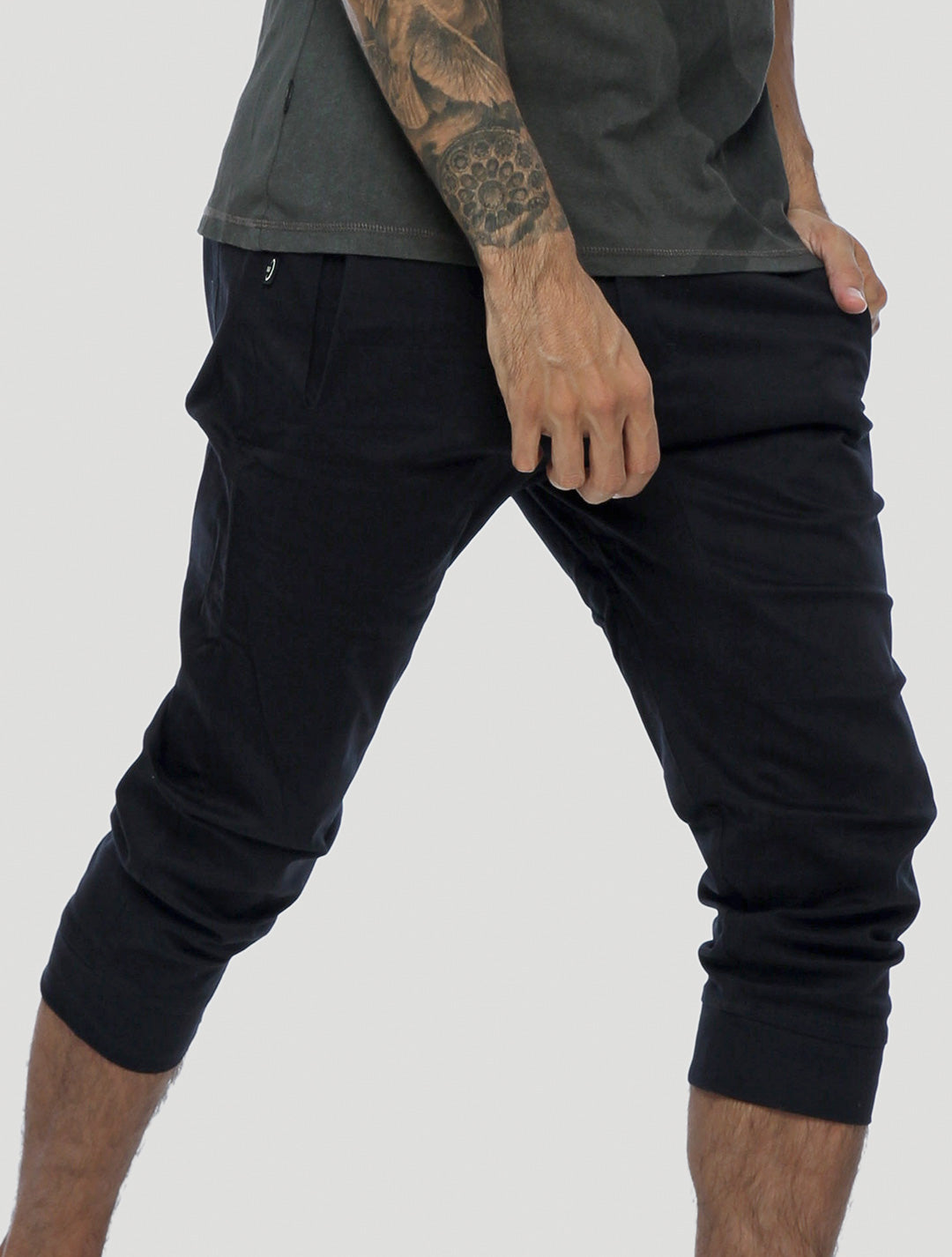 Njord 3/4 Shorts - Psylo Fashion