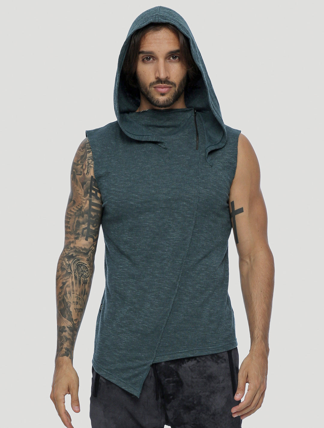 Hooded sleeveless shirt online