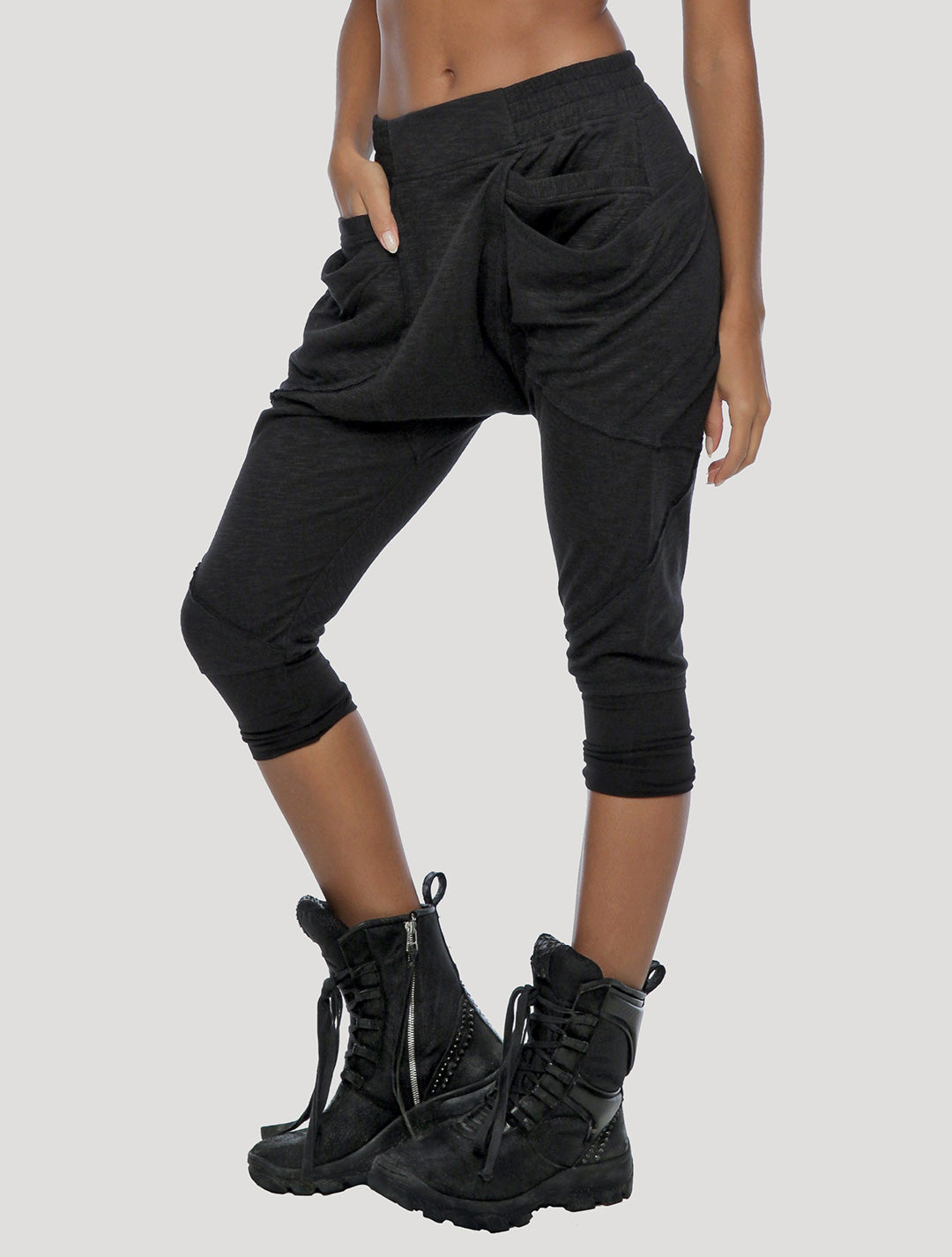 Black Velvet Harem Pants Low Crotch Adjustable Size Harem Pants, Slouchy  Pants Neza Studio -  Portugal