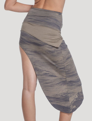 Wave Asymmetric Skirt